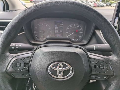 Used 2025 Toyota Corolla LE FWD image 22