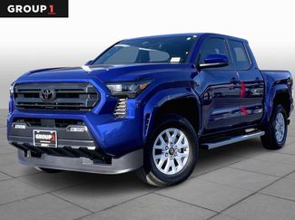 Used 2025 Toyota Tacoma SR5 video 1