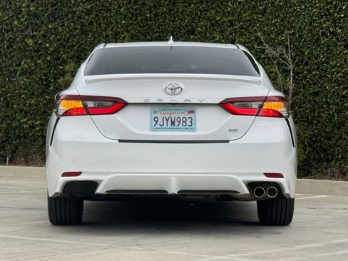 Used 2024 Toyota Camry SE FWD image 11