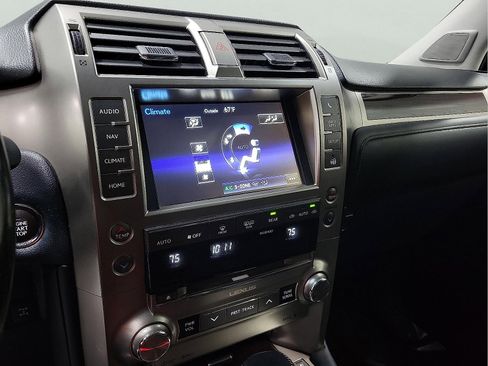 Used 2018 Lexus GX 460 image 20