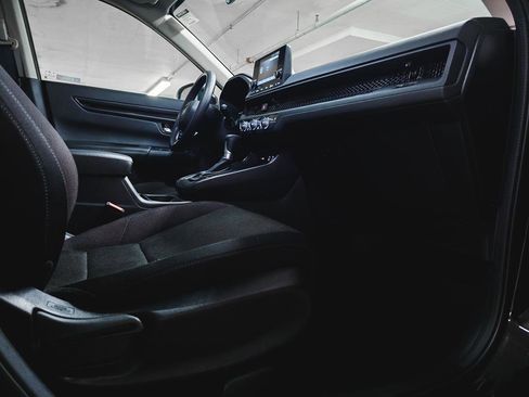 Used 2024 Honda CR-V EX image 32