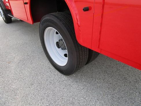 New 2024 Ford F450 XL image 13