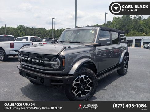 Used 2022 Ford Bronco Outer Banks AWD/4WD image 1