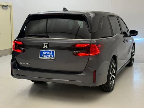 New 2026 Honda Odyssey EX-L image 5