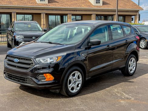 Used 2019 Ford Escape S image 16