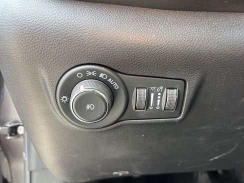 Certified 2022 Jeep Compass Trailhawk image 12