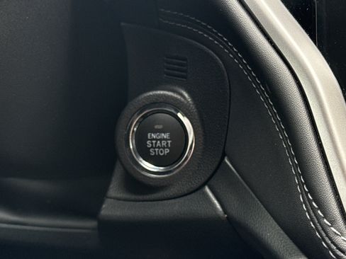 Used 2025 Subaru Outback Touring XT w/ Tech Package 2 image 32