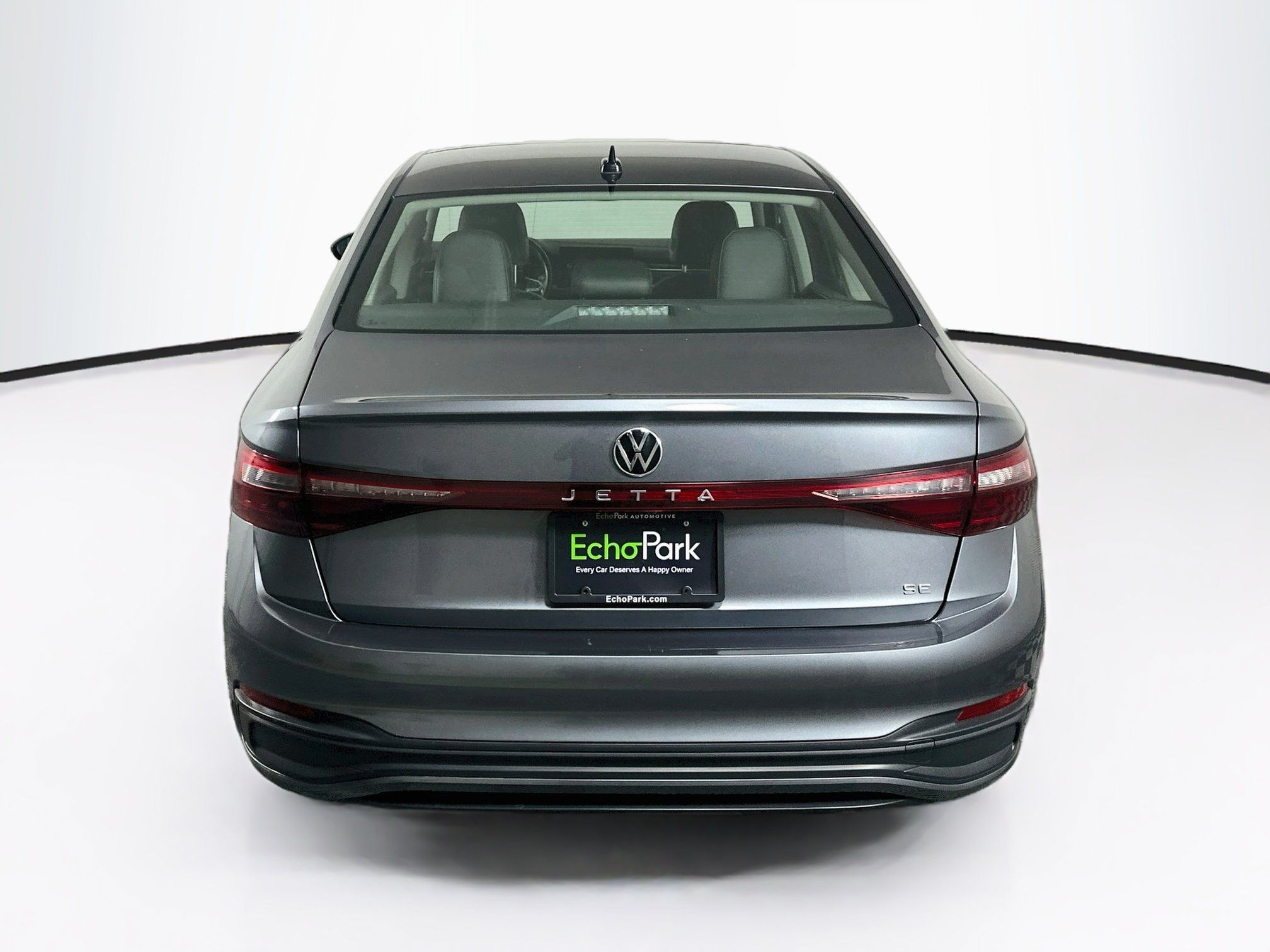 Used 2025 Volkswagen Jetta SE FWD image 7