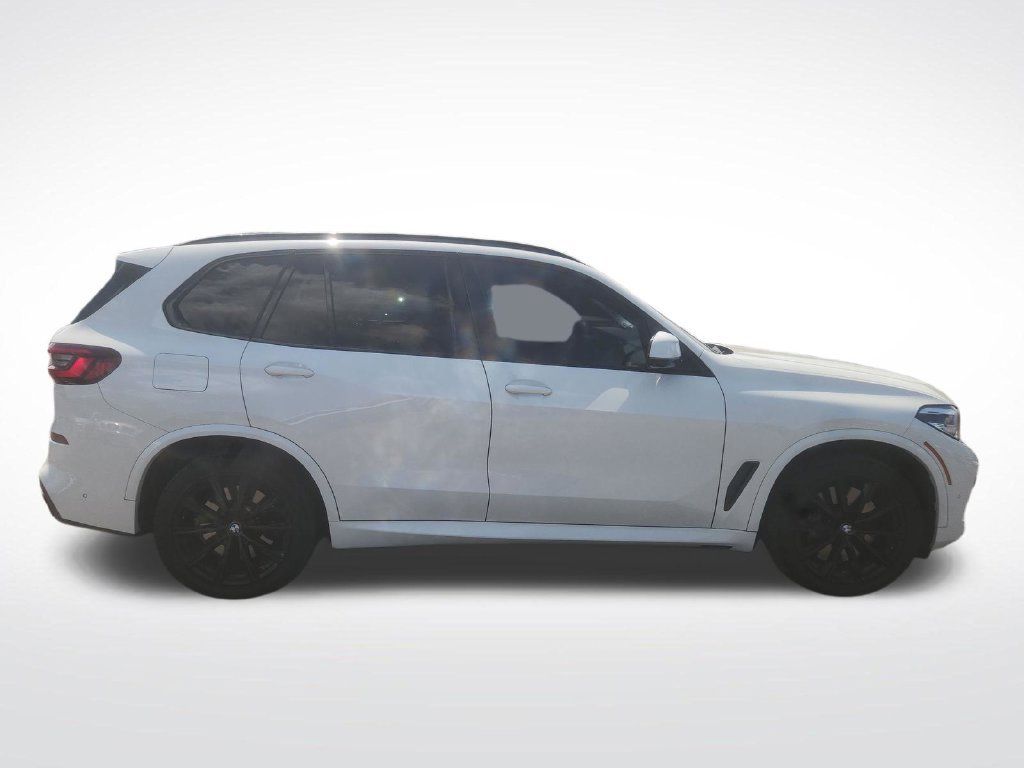 Used 2020 BMW X5 M50i AWD/4WD image 10