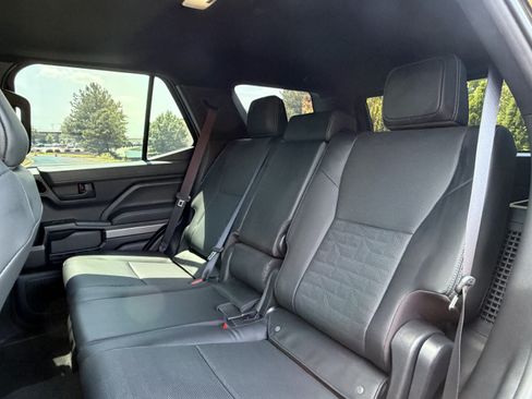 Used 2025 Toyota 4Runner TRD Off-Road Premium w/ Tow Technology Package AWD/4WD image 9
