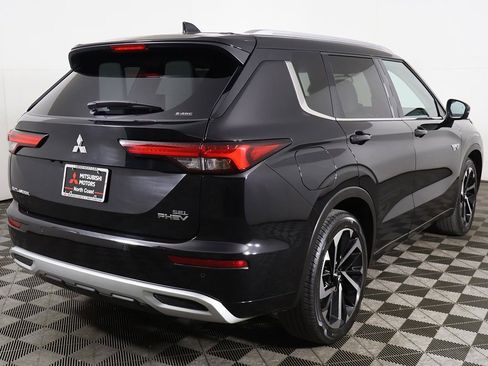 Used 2023 Mitsubishi Outlander SEL AWD/4WD image 15