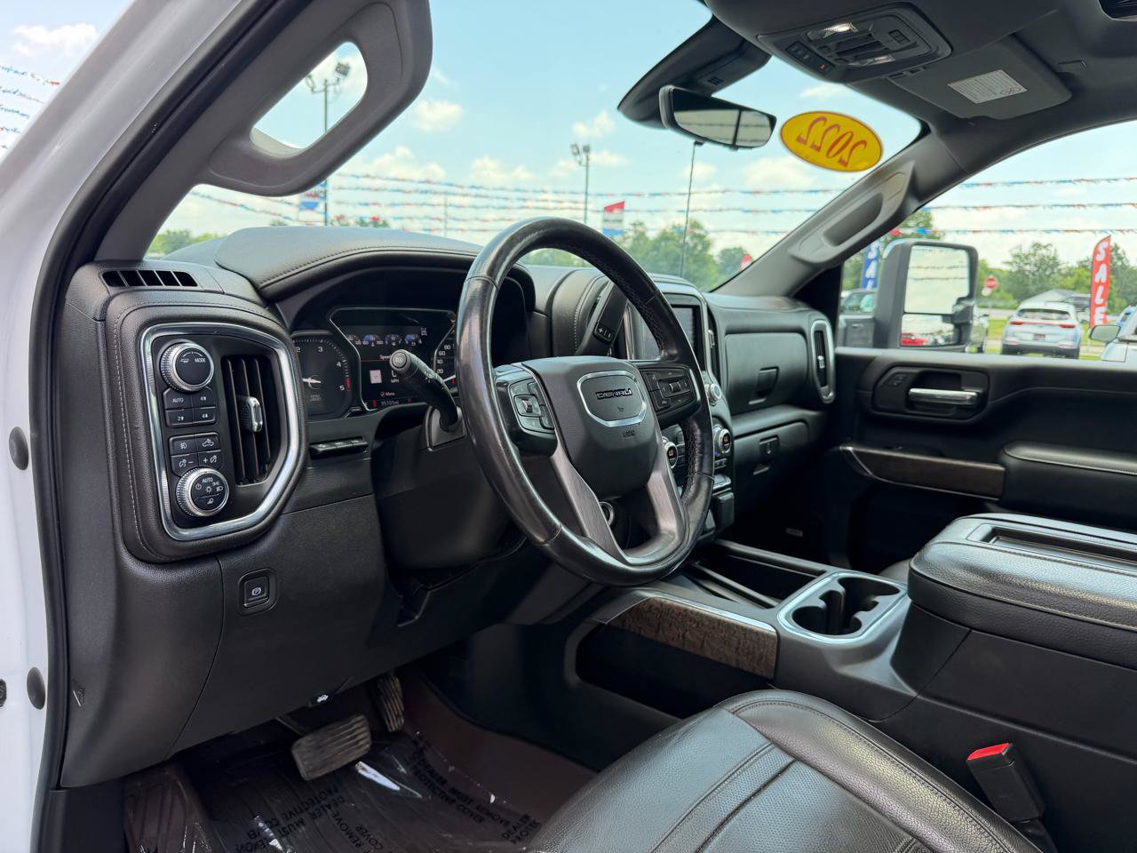 Used 2022 GMC Sierra 3500 Denali w/ Denali Ultimate Package AWD/4WD image 15