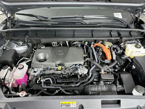 Certified 2026 Toyota Highlander XLE AWD/4WD image 32
