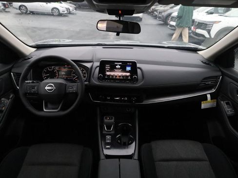 New 2026 Nissan Rogue SV image 7