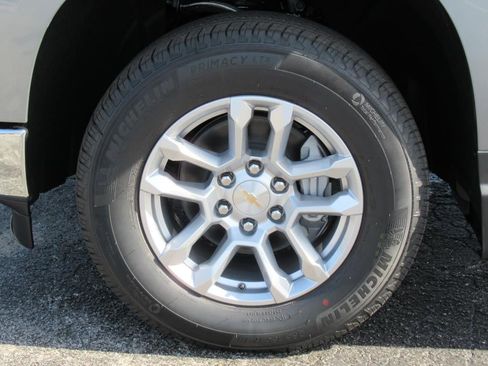 New 2025 Chevrolet Silverado 1500 LT image 7