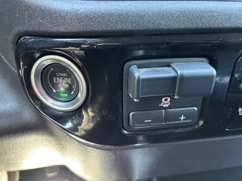 Used 2024 Chevrolet Silverado 1500 LT Trail Boss w/ Protection Package AWD/4WD image 25