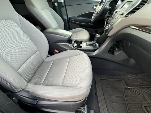 Used 2018 Hyundai Santa Fe Sport image 8