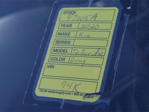 Used 2020 Kia Telluride LX image 34