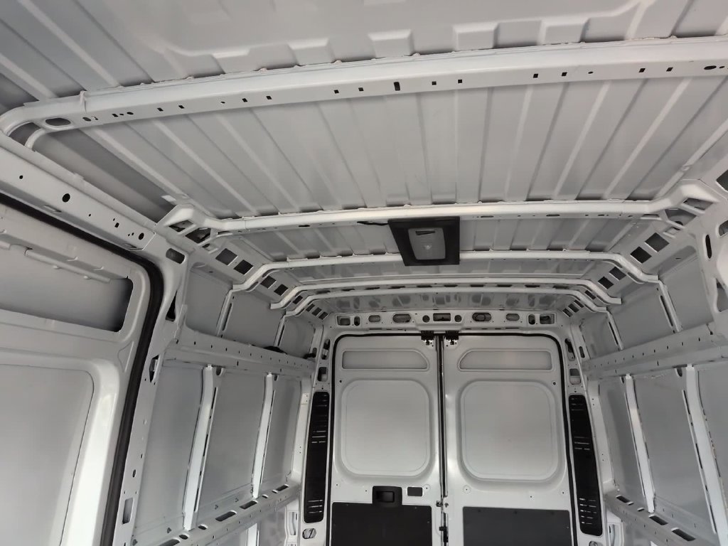 New 2025 RAM ProMaster 2500 w/ Convenience Group FWD image 31
