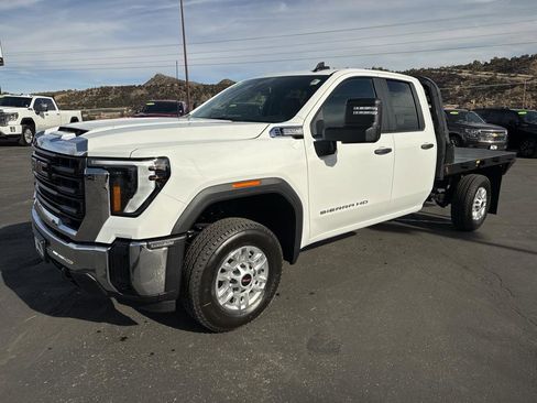 New 2026 GMC Sierra 2500 Pro image 3