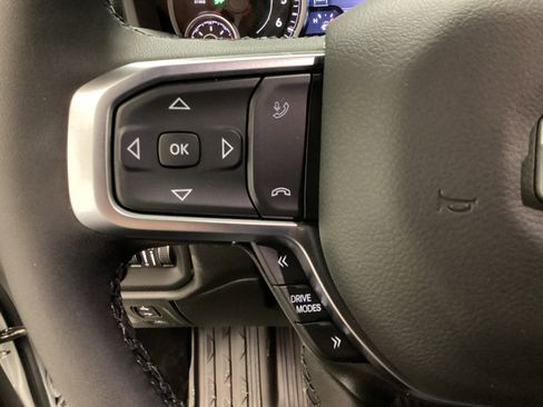 New 2026 RAM 1500 4x4 Crew Cab image 23