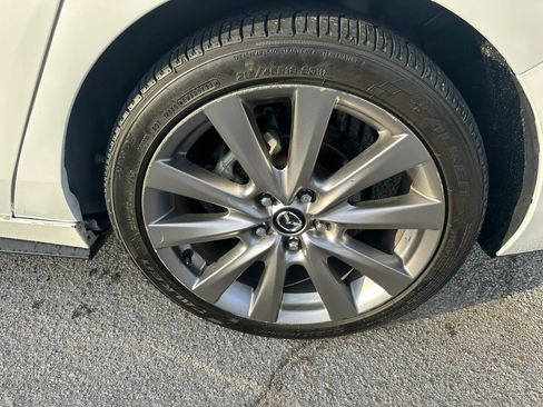 Used 2019 MAZDA MAZDA3 Preferred Sedan 4D image 27