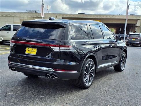 New 2025 Lincoln Aviator Reserve w/ Equipment Group 201A image 2