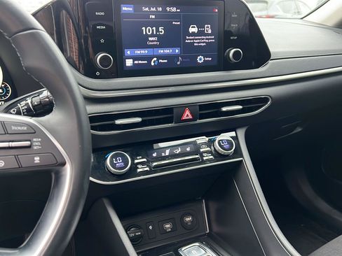 Used 2022 Hyundai Sonata SEL w/ Convenience Package FWD image 10