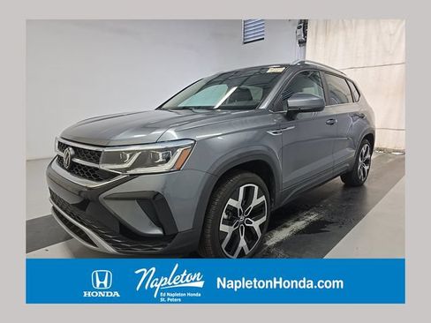 Used 2023 Volkswagen Taos SEL AWD/4WD image 1
