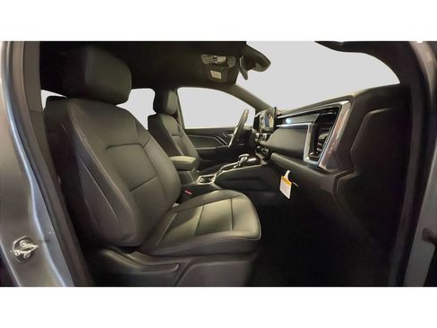 New 2026 GMC Canyon Elevation w/ Convenience Package image 16