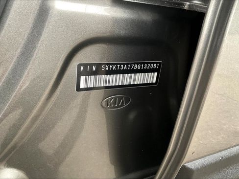 Used 2011 Kia Sorento 2WD w/ Convenience Pkg image 17