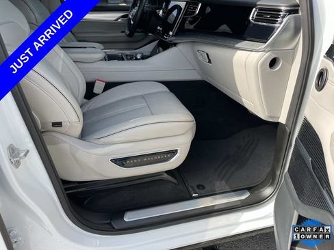 Certified 2023 Jeep Grand Wagoneer Series II AWD/4WD image 25