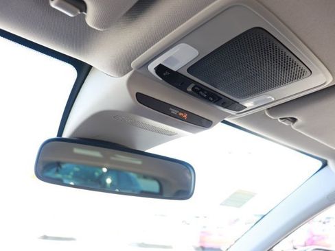 Used 2024 Honda HR-V LX image 25