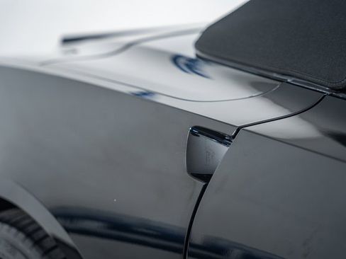 Used 2014 Chevrolet Corvette Stingray Convertible w/ 2LT Preferred Equipment Group image 16