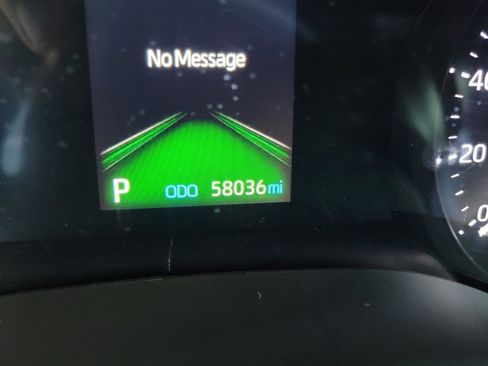 Used 2023 Toyota Sienna XLE image 15