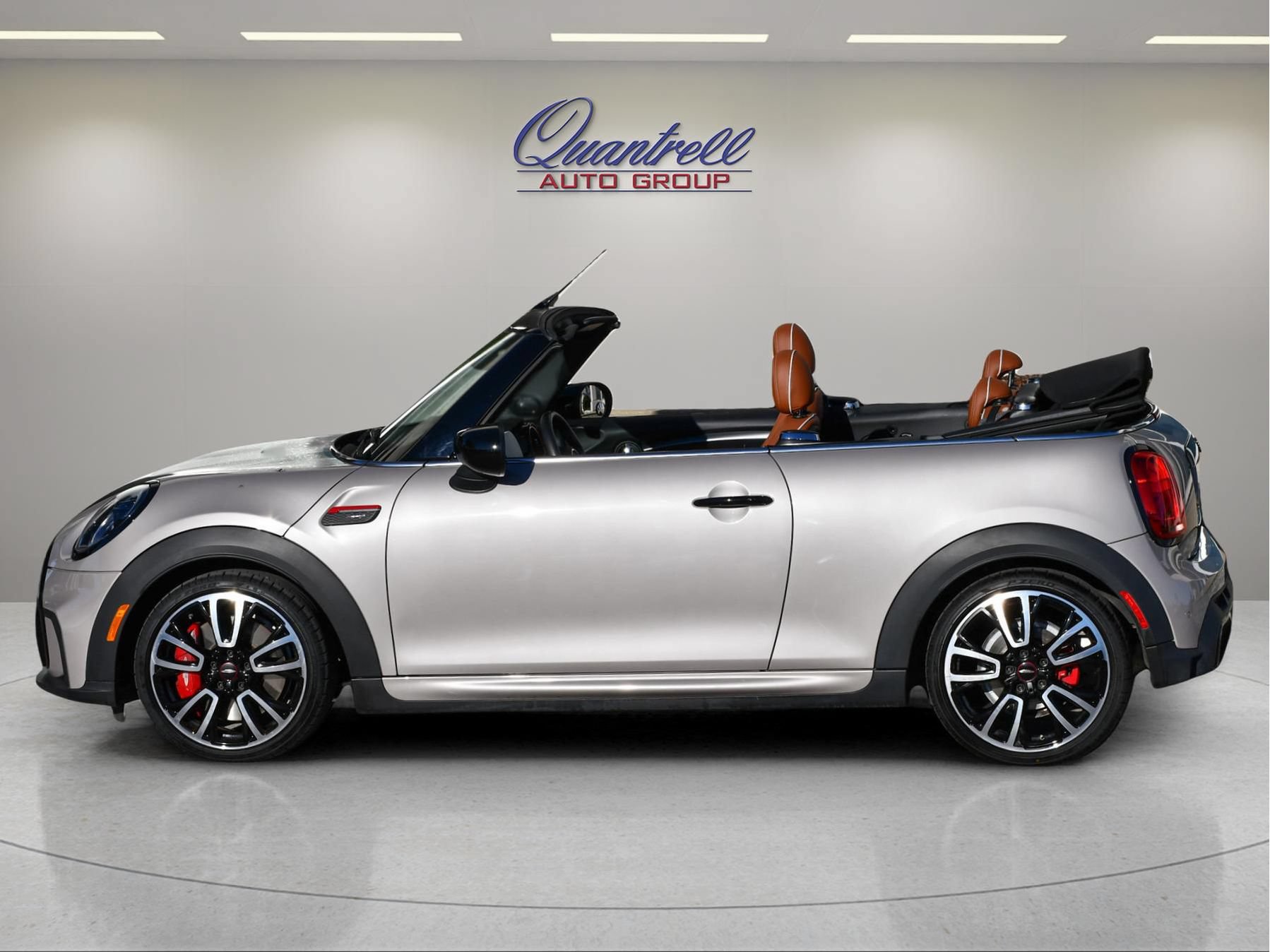 Used 2022 MINI Cooper John Cooper Works FWD image 7