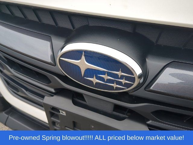 Used 2024 Subaru Outback Premium AWD/4WD image 9