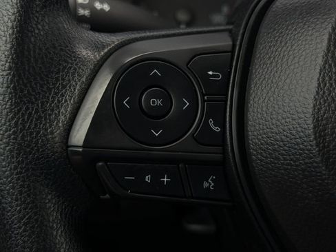 Used 2025 Toyota Corolla LE w/ LE Premium Package FWD image 24