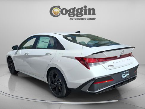 New 2026 Hyundai Elantra Sport FWD image 3