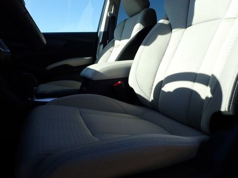 Used 2025 Subaru Ascent Premium AWD/4WD image 14