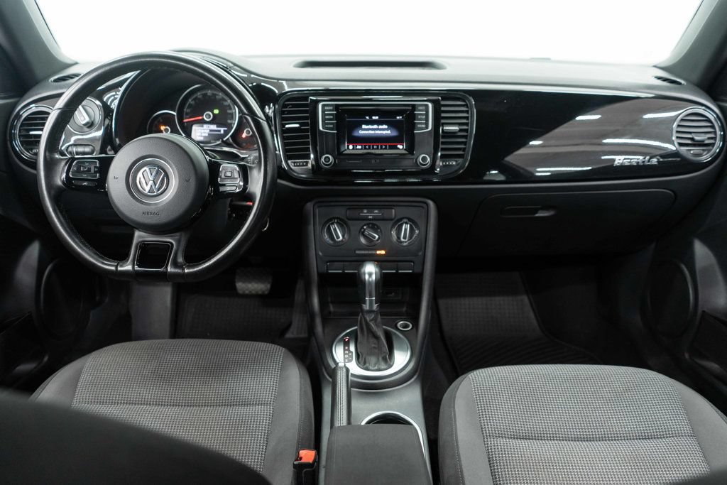 Used 2019 Volkswagen Beetle 2.0T S FWD image 11