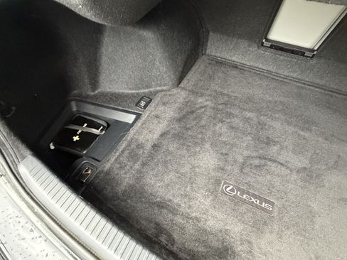 Used 2012 Lexus IS 350 w/ Premium Pkg Value Edition RWD image 48