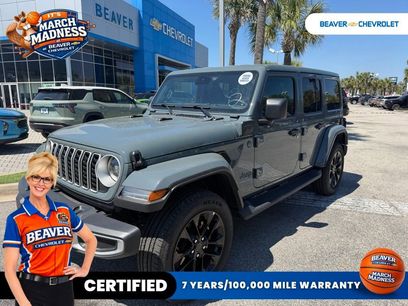 Used 2025 Jeep Wrangler Unlimited Sahara