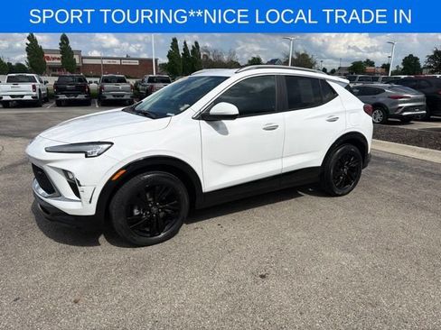 Used 2024 Buick Encore GX Sport Touring FWD image 6