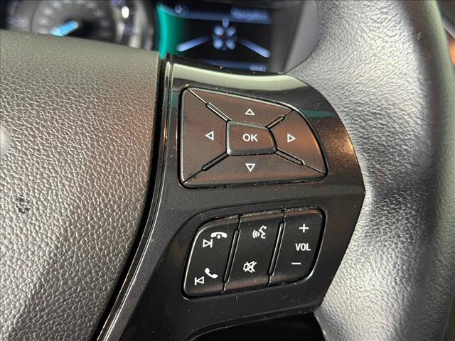 Used 2016 Ford Explorer XLT w/ Equipment Group 202A FWD image 27