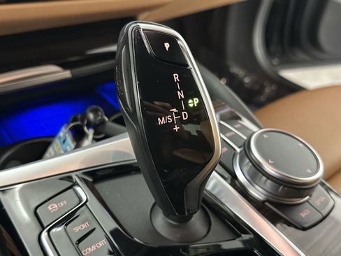 Used 2023 BMW 530i xDrive w/ Convenience Package image 20