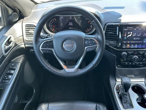 Used 2019 Jeep Grand Cherokee Limited RWD image 16