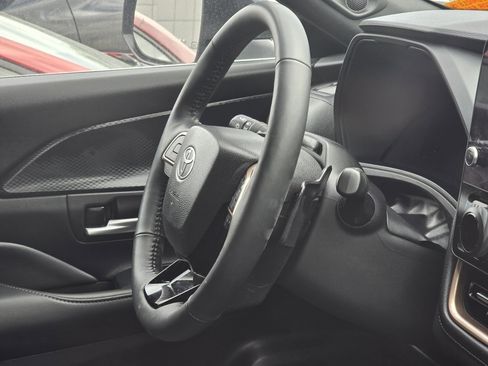 Certified 2025 Toyota Grand Highlander AWD Hybrid image 17