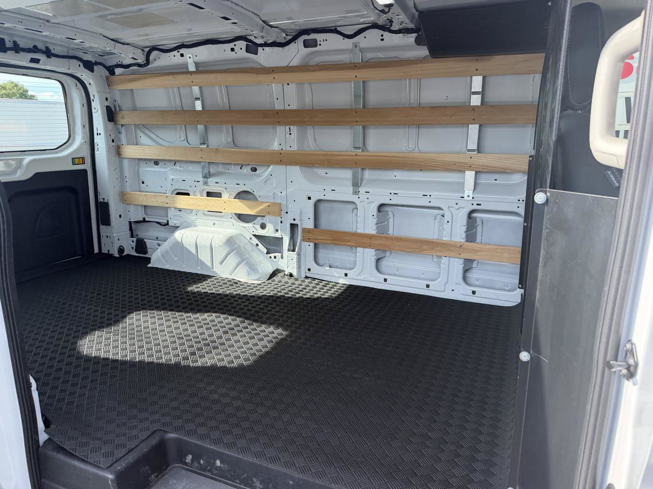 Used 2025 Ford Transit 250 Low Roof w/ Exterior Upgrade Package RWD image 23