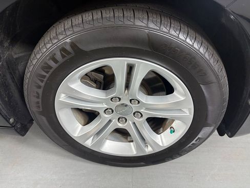 Used 2023 Dodge Charger SXT RWD image 10